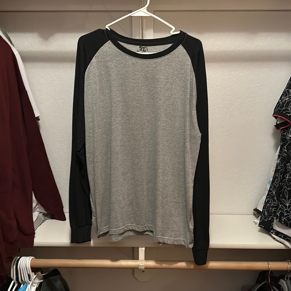 OT Men's Classic Long-Sleeve T-Shirt. XL
